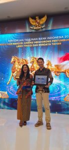 Direktur Poltekbiskal Meraih Penghargaan Bank Indonesia 2025
